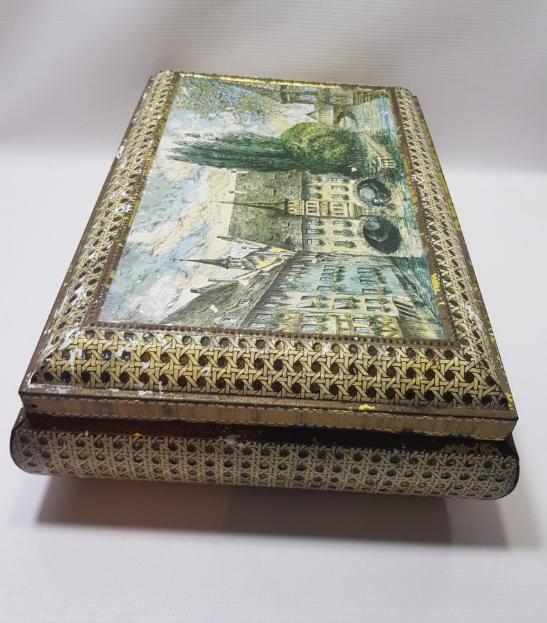 ANTİKA ALMAN BİSKÜVİ KUTUSU