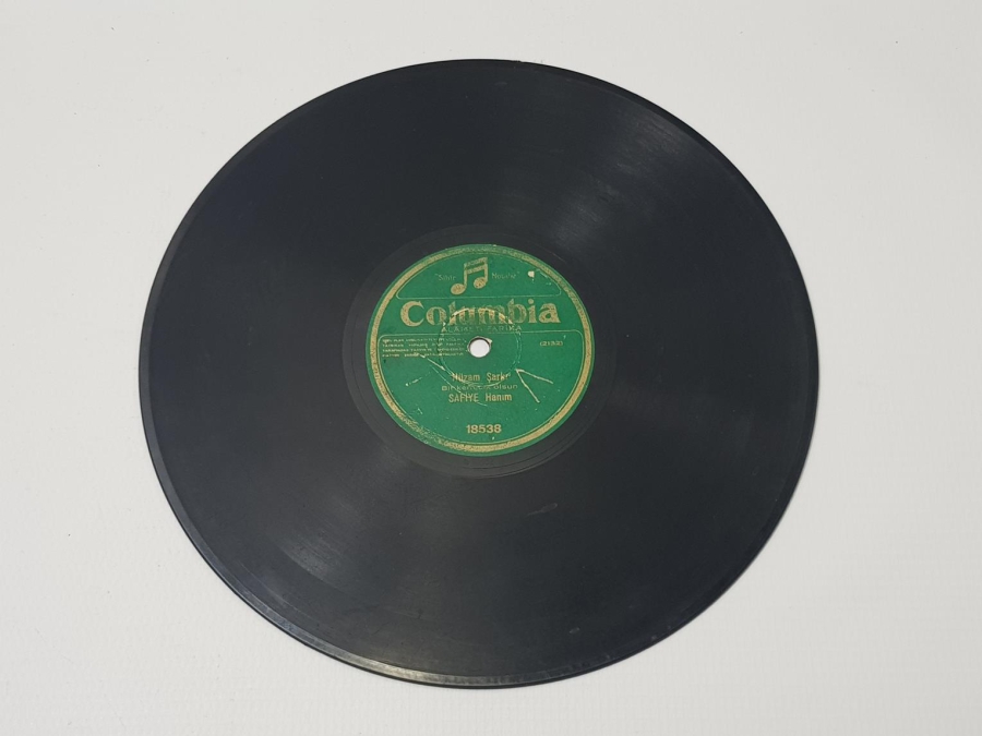 SAFİYE AYLA TAŞ PLAK