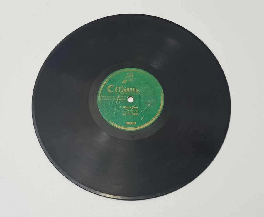 SAFİYE AYLA TAŞ PLAK