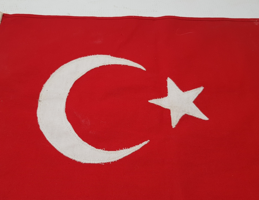 ANTİKA EL DİKİMİ TÜRKİYE BAYRAĞI