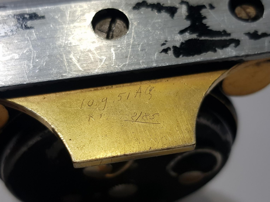 ANTİKA ASKERİ MASA SAATİ