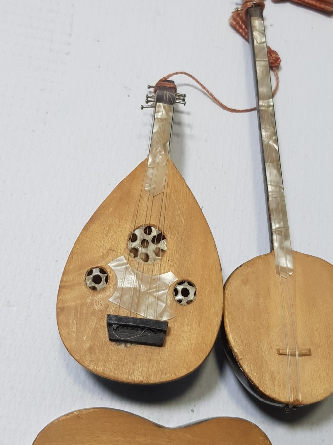 ANTİKA MİNYATÜR MÜZİK ALETLERİ SETİ