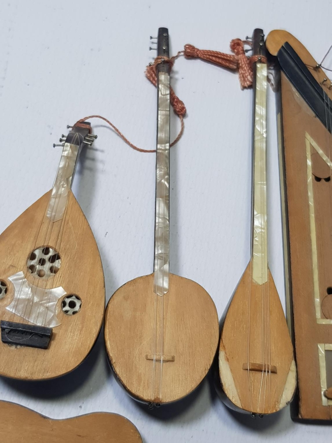 ANTİKA MİNYATÜR MÜZİK ALETLERİ SETİ