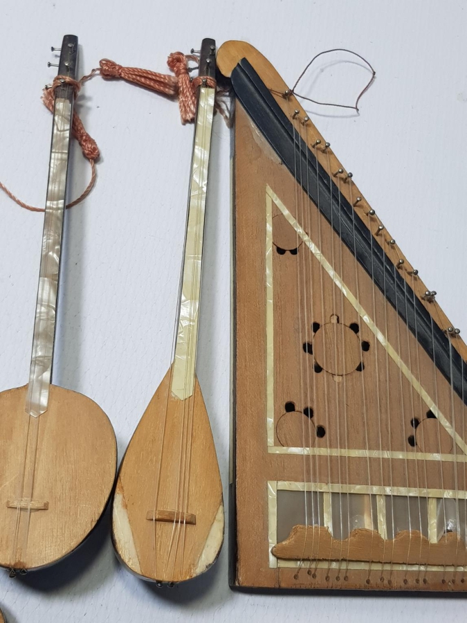 ANTİKA MİNYATÜR MÜZİK ALETLERİ SETİ