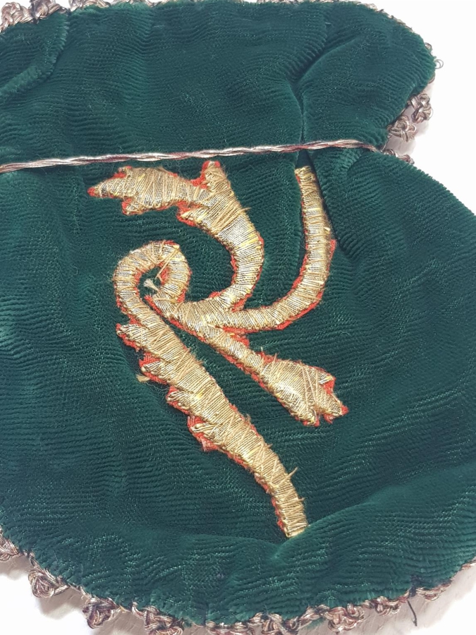 OSMANLI DÖNEMİ ALTIN SIRMA İŞLEMELİ PARA KESESİ