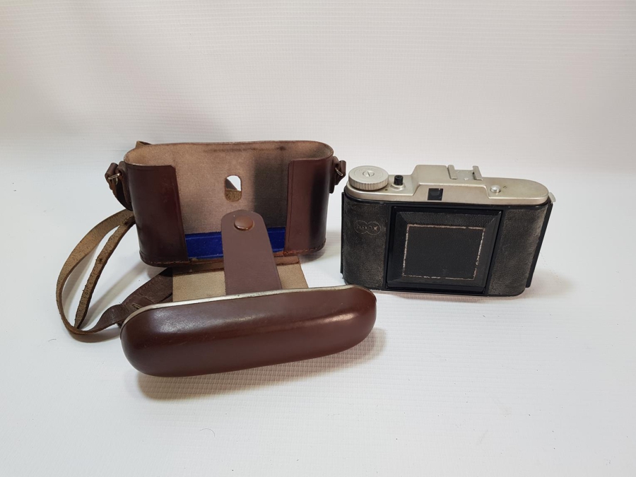 ANTİKA KÖRÜKLÜ FOTOĞRAF MAKİNESİ