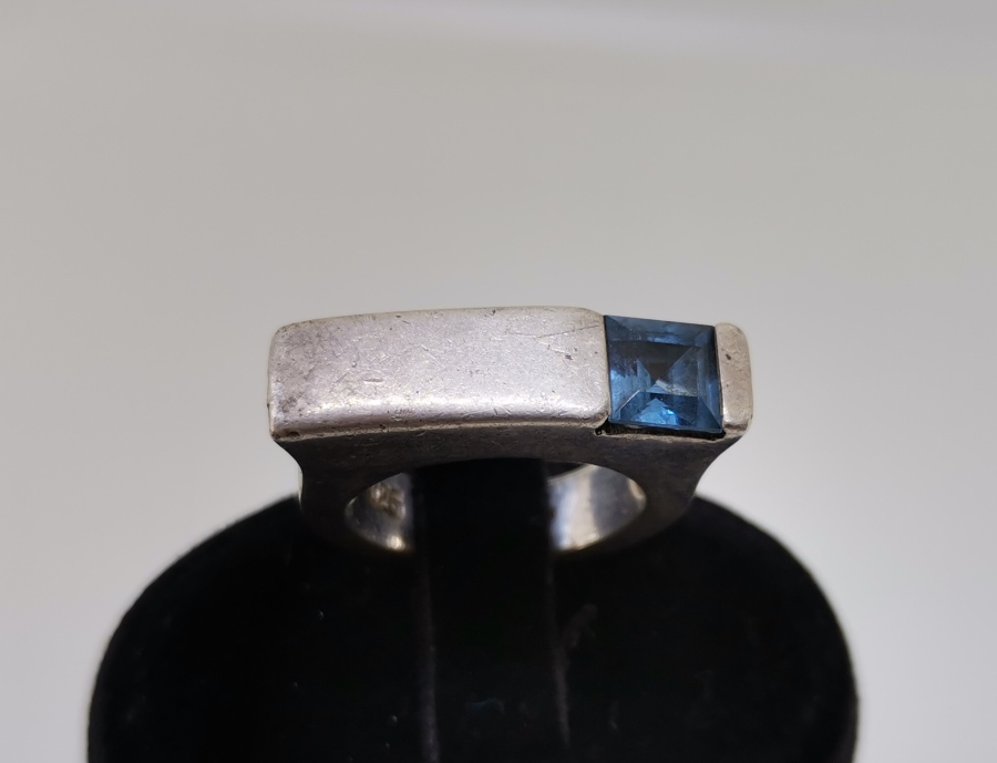 ELMAS KESİM DOĞAL TAŞLI ÖZEL YAPIM GÜMÜŞ YÜZÜK