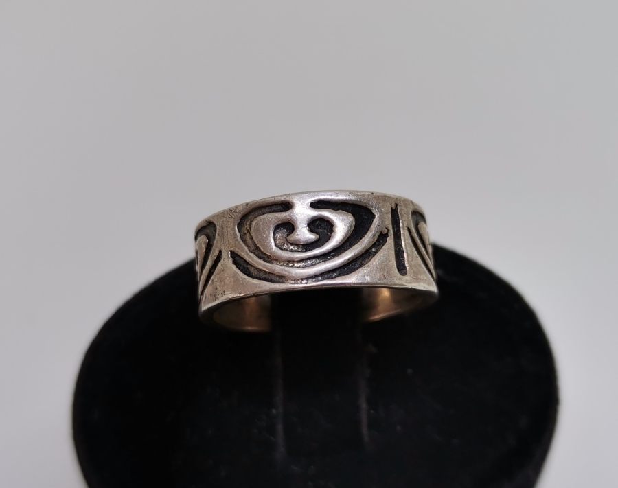 KABARTMA İŞÇİLİKLİ ALYANS YÜZÜK