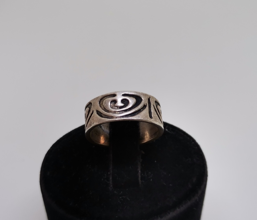 KABARTMA İŞÇİLİKLİ ALYANS YÜZÜK