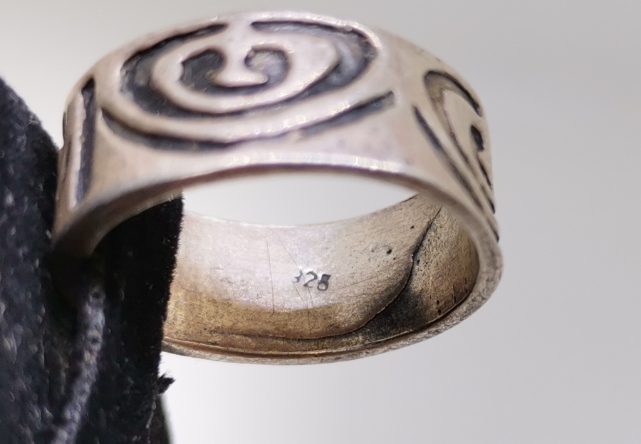 KABARTMA İŞÇİLİKLİ ALYANS YÜZÜK