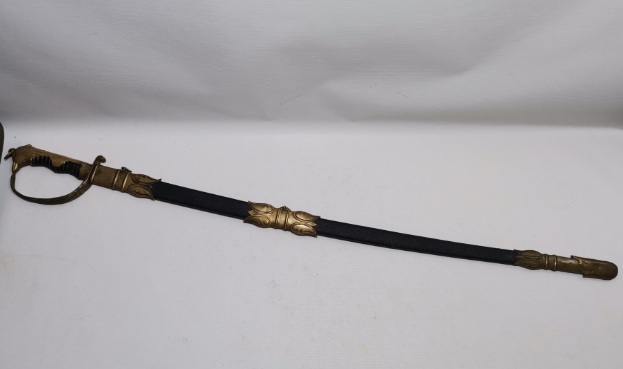 ANTİKA NADİR SAPI KARTAL BAŞI FORMUNDA HAVACI SUBAY KILICI