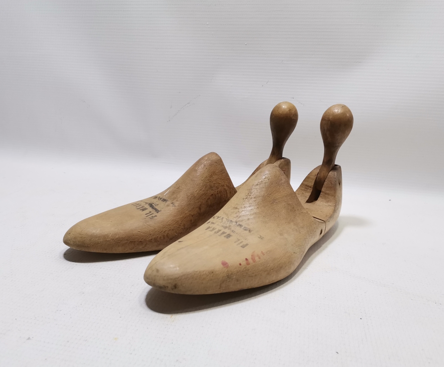 ANTİKA AHŞAP AYAKKABICI KALIBI