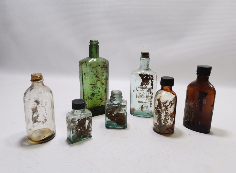 ECZACILIK TARİHİ - ANTİKA İLAÇ ŞİŞELERİ LOTU