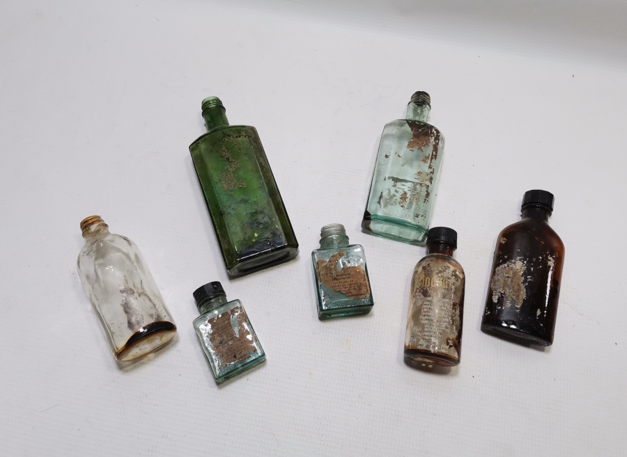 ECZACILIK TARİHİ - ANTİKA İLAÇ ŞİŞELERİ LOTU