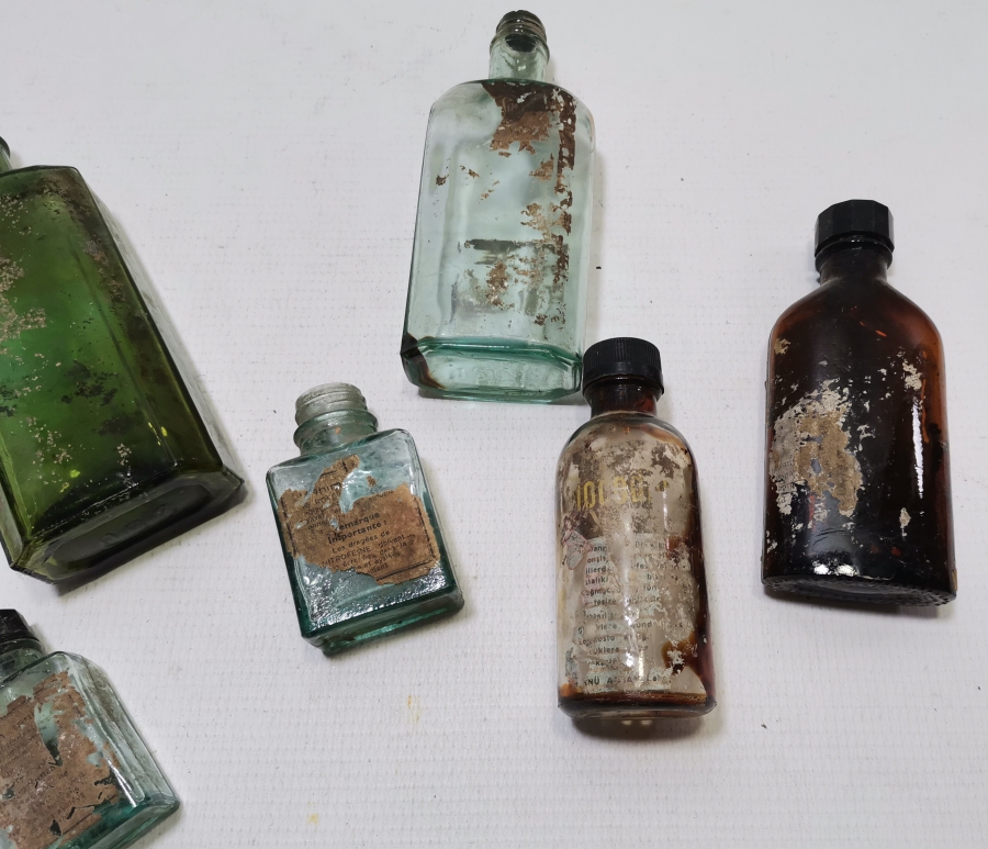 ECZACILIK TARİHİ - ANTİKA İLAÇ ŞİŞELERİ LOTU