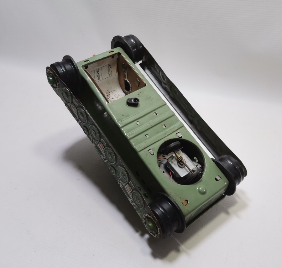 BÜYÜK BOY ANTİKA METAL OYUNCAK TANK