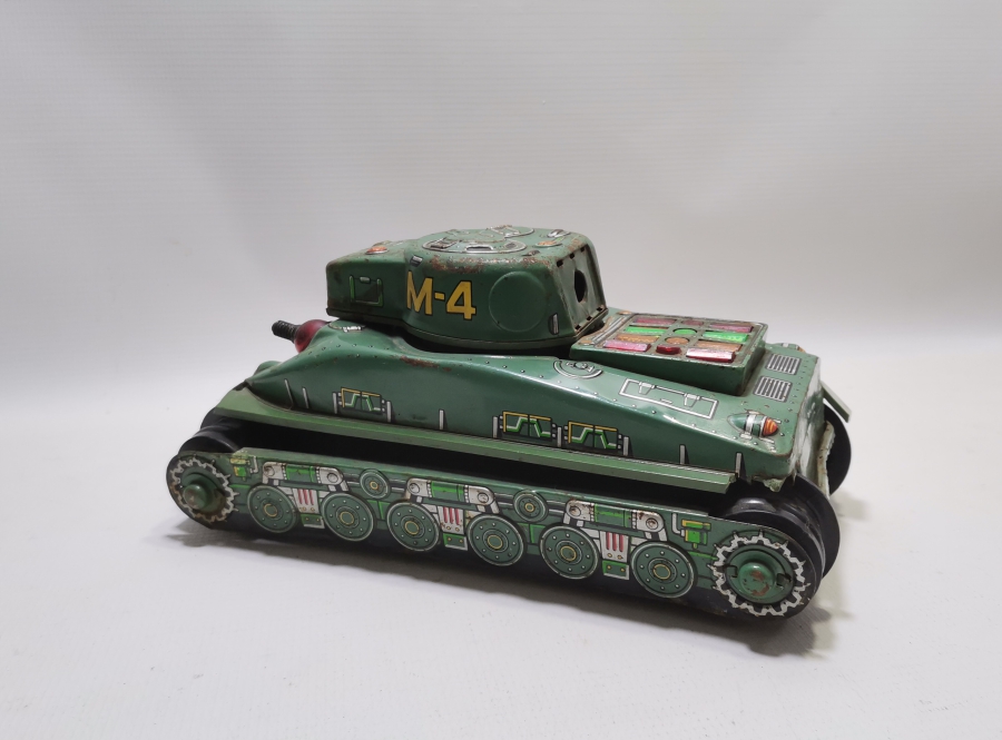 BÜYÜK BOY ANTİKA METAL OYUNCAK TANK