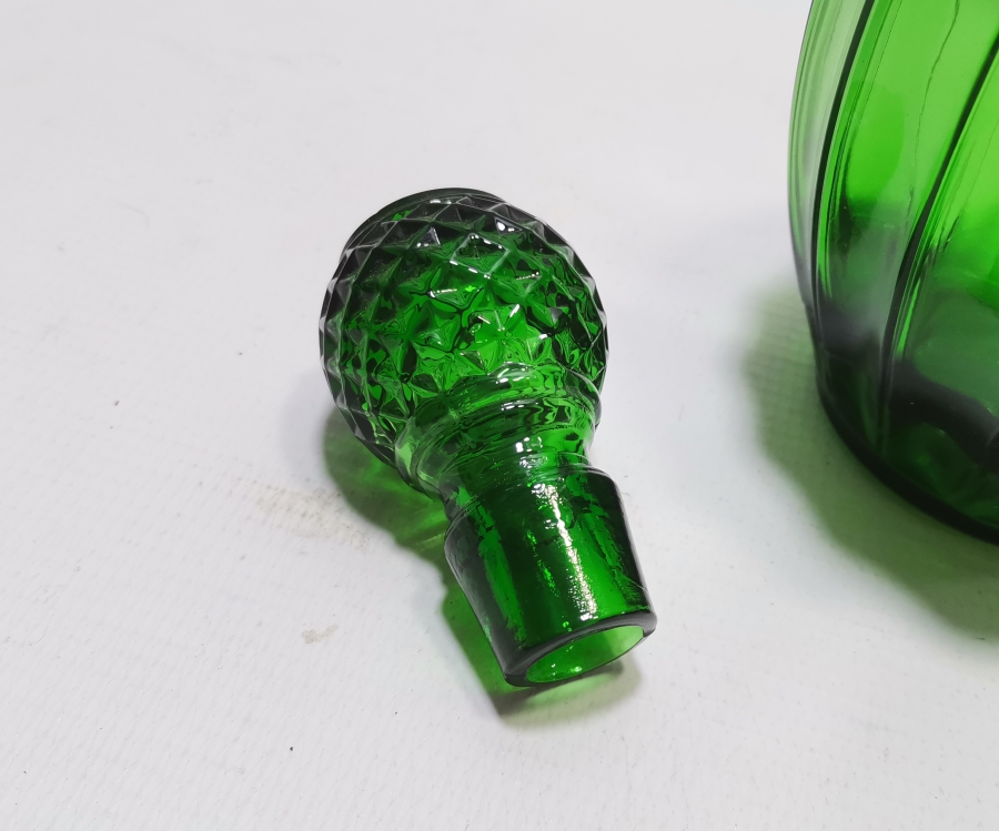 KABARTMA İŞÇİLİKLİ ANTİKA KAPAKLI GECE SÜRAHİ