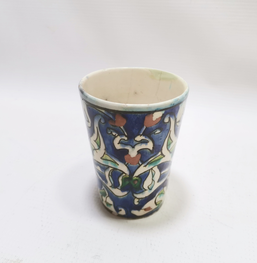 NADİR RENKTE OSMANLI DÖNEMİ İZNİK BARDAK