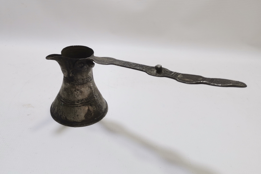 TAMAMI İŞLEMELİ VE USTA DAMGALI OSMANLI DÖNEMİ NADİR KAHVE CEZVESİ