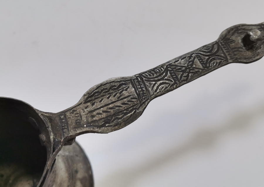 TAMAMI İŞLEMELİ VE USTA DAMGALI OSMANLI DÖNEMİ NADİR KAHVE CEZVESİ