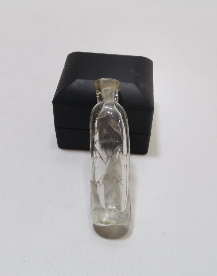 ÜZERİ ALTIN VARAKLI OSMANLI DÖNEMİ NADİR FORMDA BEYKOZ PARFÜM ŞİŞESİ