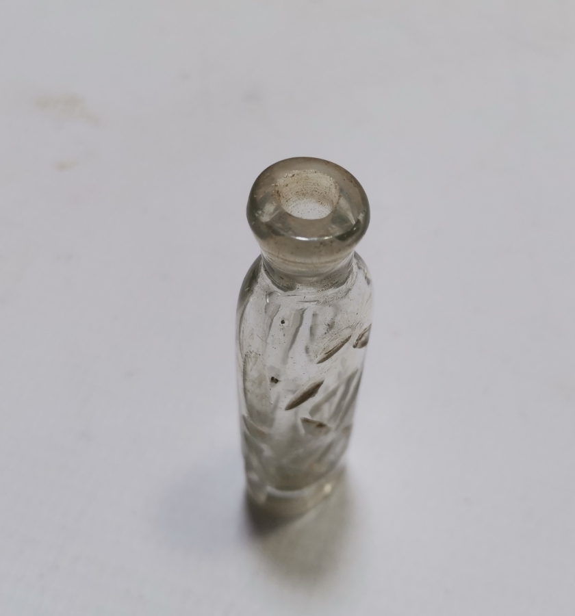 ÜZERİ ALTIN VARAKLI OSMANLI DÖNEMİ NADİR FORMDA BEYKOZ PARFÜM ŞİŞESİ