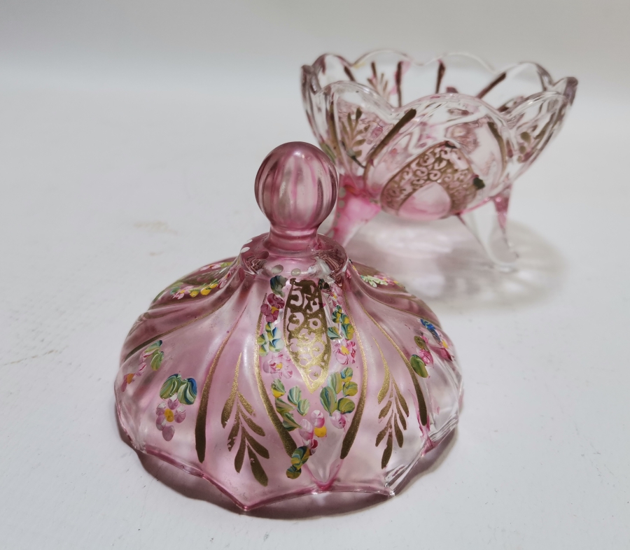 ÜZERİ ALTIN VARAKLI VE EL BOYAMA İŞÇİLİKLİ NADİR OSMANLI MACUNLUK