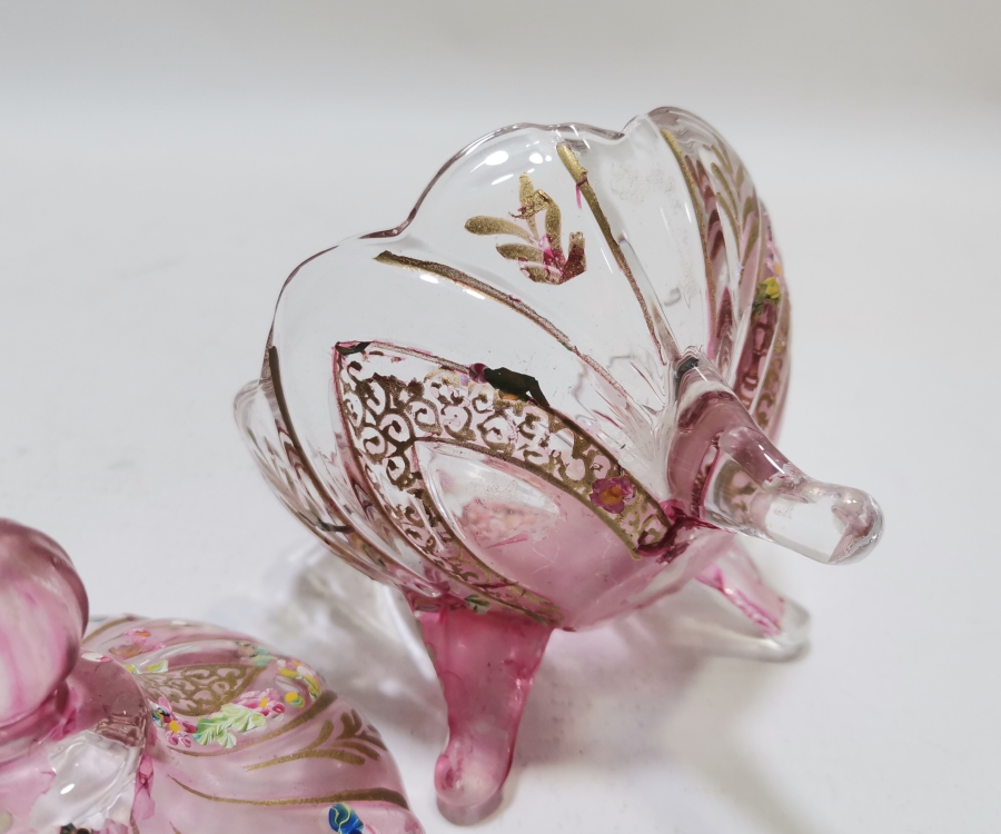 ÜZERİ ALTIN VARAKLI VE EL BOYAMA İŞÇİLİKLİ NADİR OSMANLI MACUNLUK