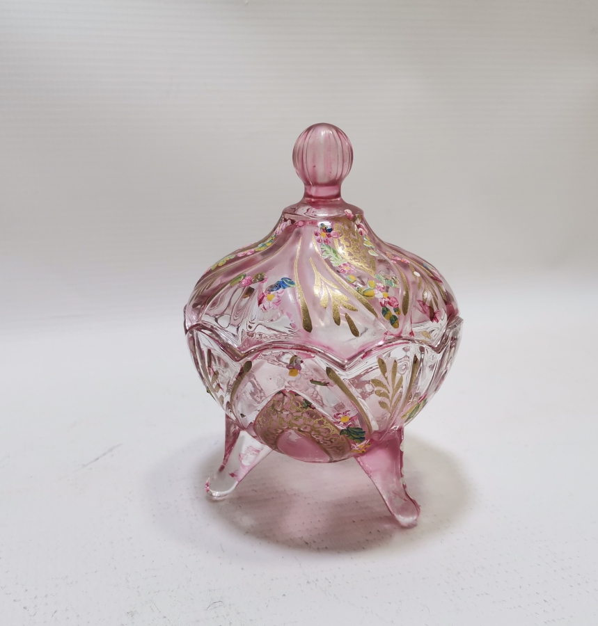 ÜZERİ ALTIN VARAKLI VE EL BOYAMA İŞÇİLİKLİ NADİR OSMANLI MACUNLUK