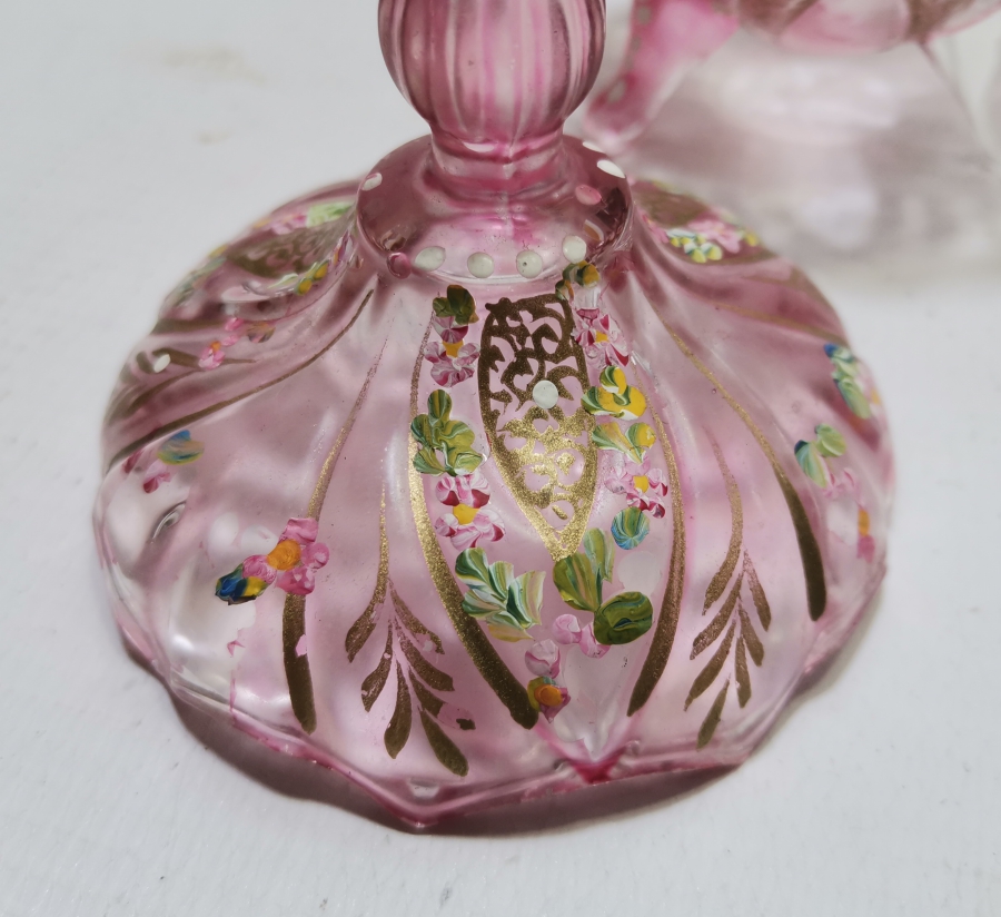 ÜZERİ ALTIN VARAKLI VE EL BOYAMA İŞÇİLİKLİ NADİR OSMANLI MACUNLUK