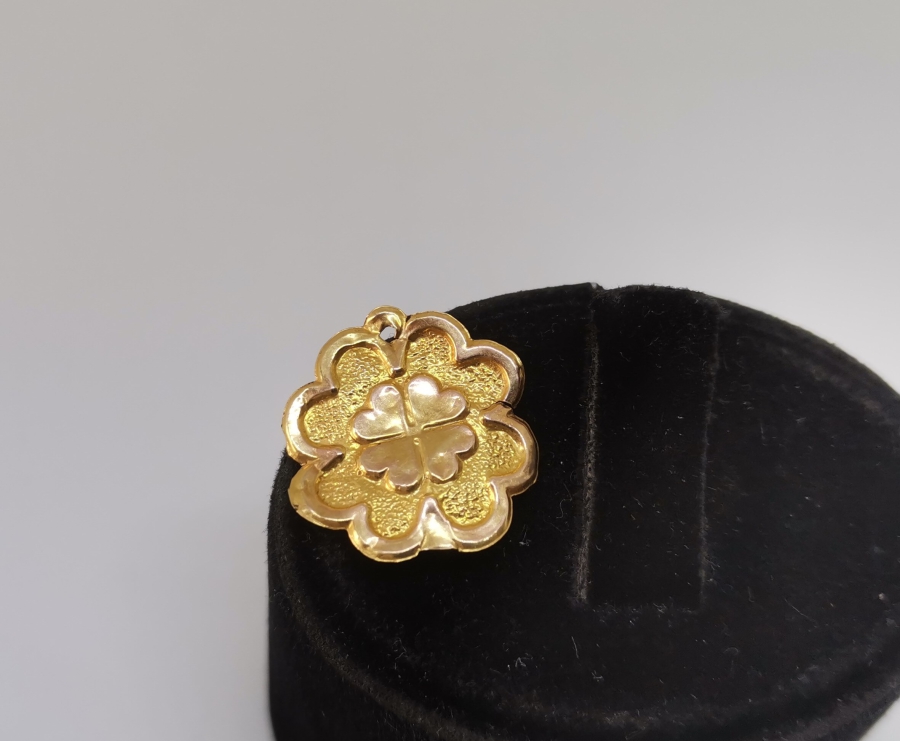 ANTİKA ALTIN YONCA KOLYE UCU