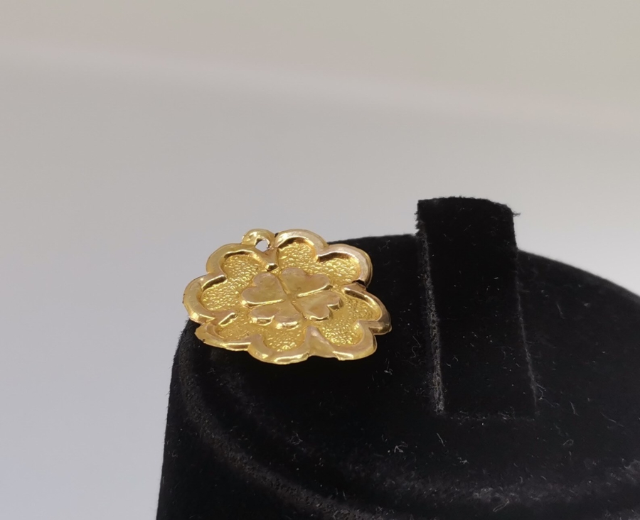 ANTİKA ALTIN YONCA KOLYE UCU