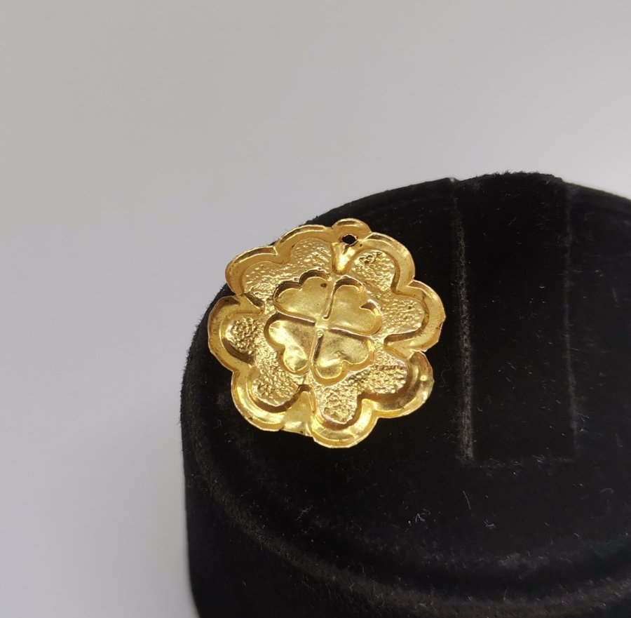 ANTİKA ALTIN YONCA KOLYE UCU