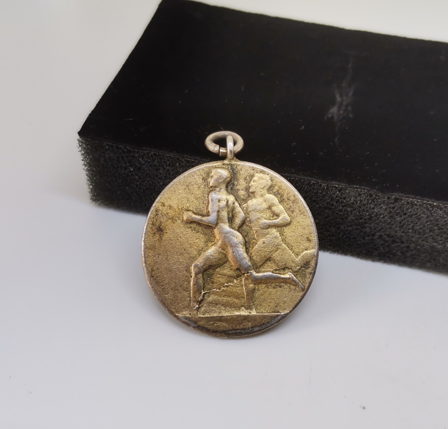 1926 YILI OSMANLICA YAZILI NADİR YÜKSEK ATLAMA 1. MADALYA