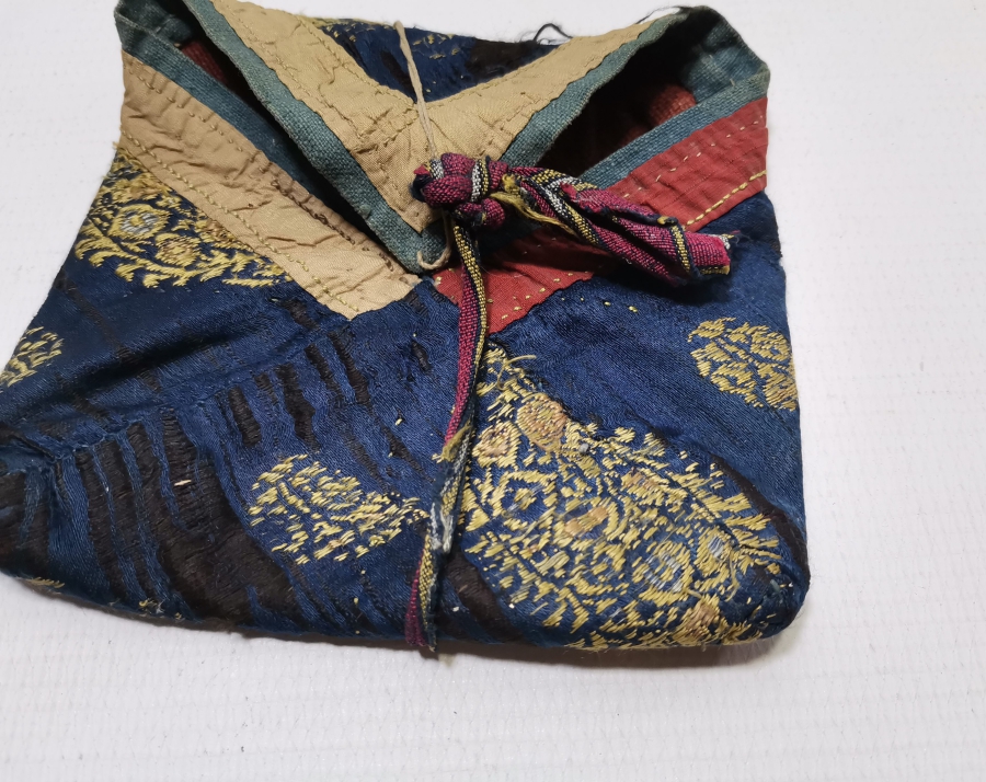 OSMANLI DÖNEMİ NADİR ELMASİYE İPEK ENAM-I ŞERİF KABI