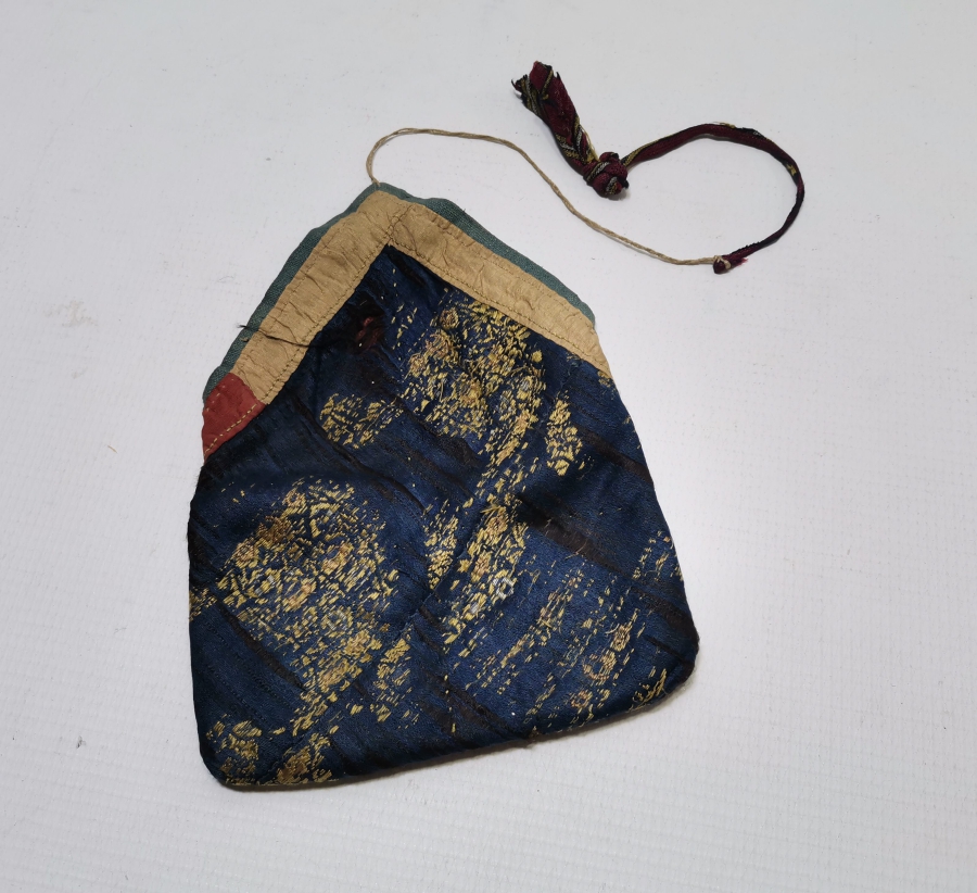 OSMANLI DÖNEMİ NADİR ELMASİYE İPEK ENAM-I ŞERİF KABI