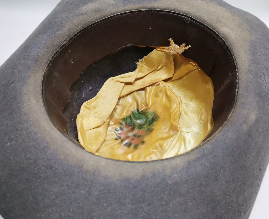 OSMANLI DÖNEMİ EL YAPIMI ÇUHA HANIMEFENDİ ŞAPKASI