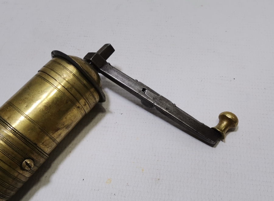 OSMANLI DÖNEMİ SÜLEYMANİYE İŞİ EL YAPIMI KAHVE DEĞİRMENİ