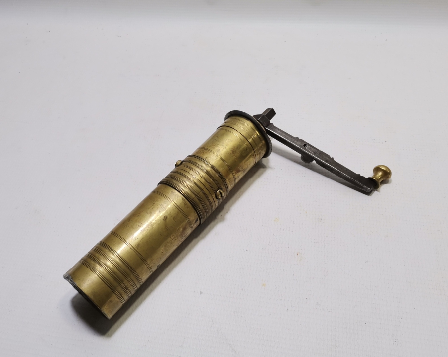 OSMANLI DÖNEMİ SÜLEYMANİYE İŞİ EL YAPIMI KAHVE DEĞİRMENİ