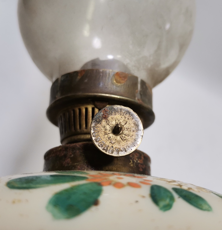 OSMANLI DÖNEMİ EL BOYAMA VE KOPARMA İŞÇİLİKLİ NADİR TAŞ OPALİN GAZ LAMBASI