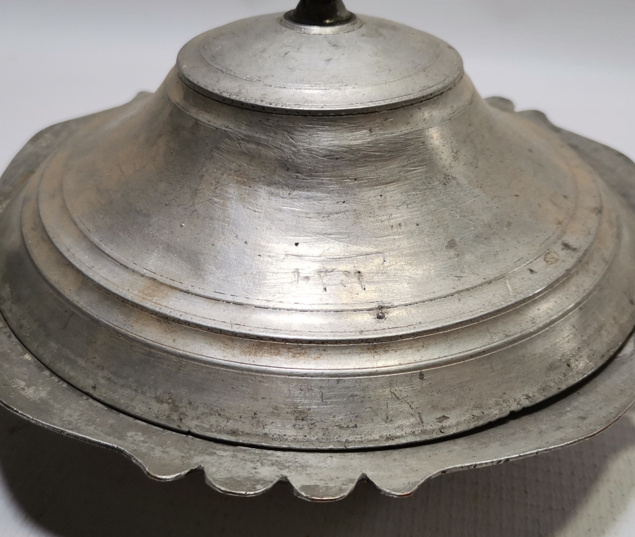 OSMANLI DÖNEMİ ALTI VE KAPAĞI YAZILI KAPAKLI LENGER TAKIMI