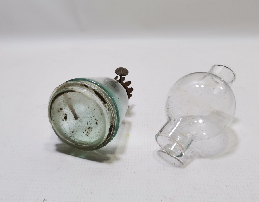 OSMANLI DÖNEMİ NADİR FORMDA TUTMAÇLI GAZ LAMBASI