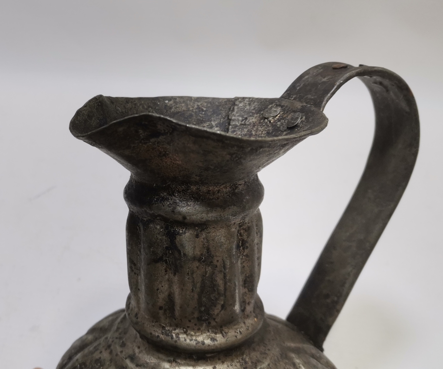 OSMANLI DÖNEMİ USTA DAMGALI VE KABARTMA İŞÇİLİKLİ ÇOK NADİR BAKIR ŞARAPLIK