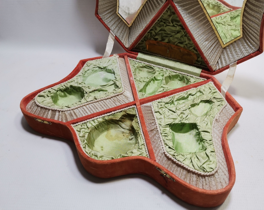 OSMANLI DÖNEMİ ÇOK NADİR MAKYAJ TAKIMI KUTUSU