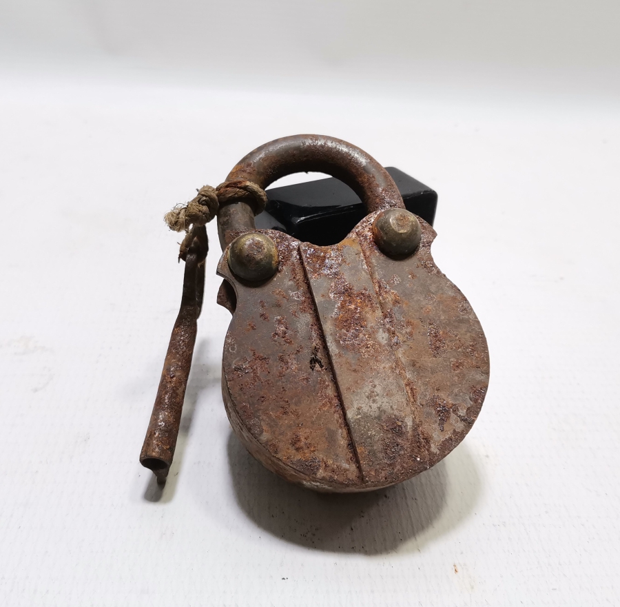 ORİJİNAL ANAHTARIYLA OSMANLI DÖNEMİ EL YAPIMI KİLİT