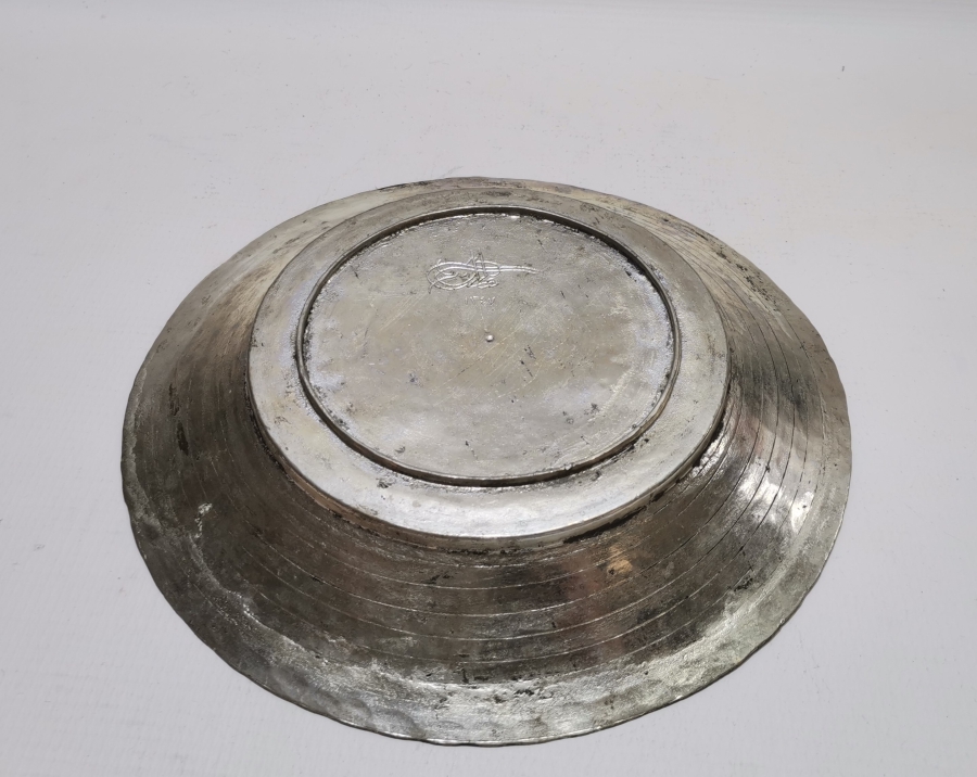 BİR HANEDAN ÜYESİNE AİT OSMANLI DÖNEMİ BAKIR TABAK