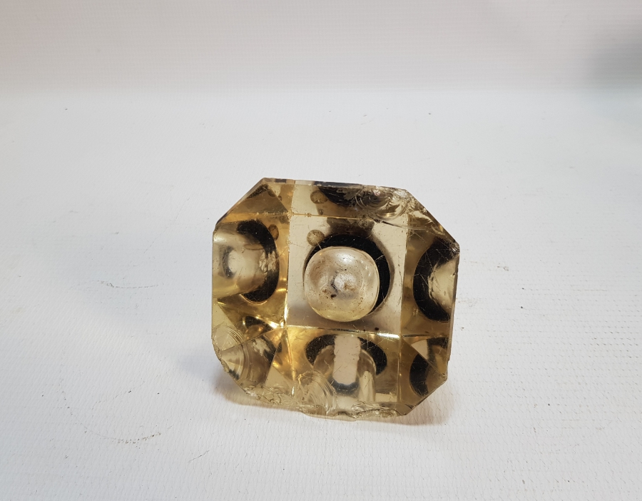 OSMANLI DÖNEMİ KRİSTAL KESME İŞÇİLİKLİ ASKERİ CAM HOKKA