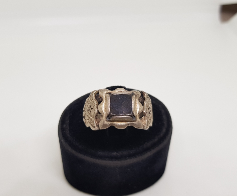 KABARTMA İŞÇİLİKLİ ANTİKA GÜMÜŞ YÜZÜK