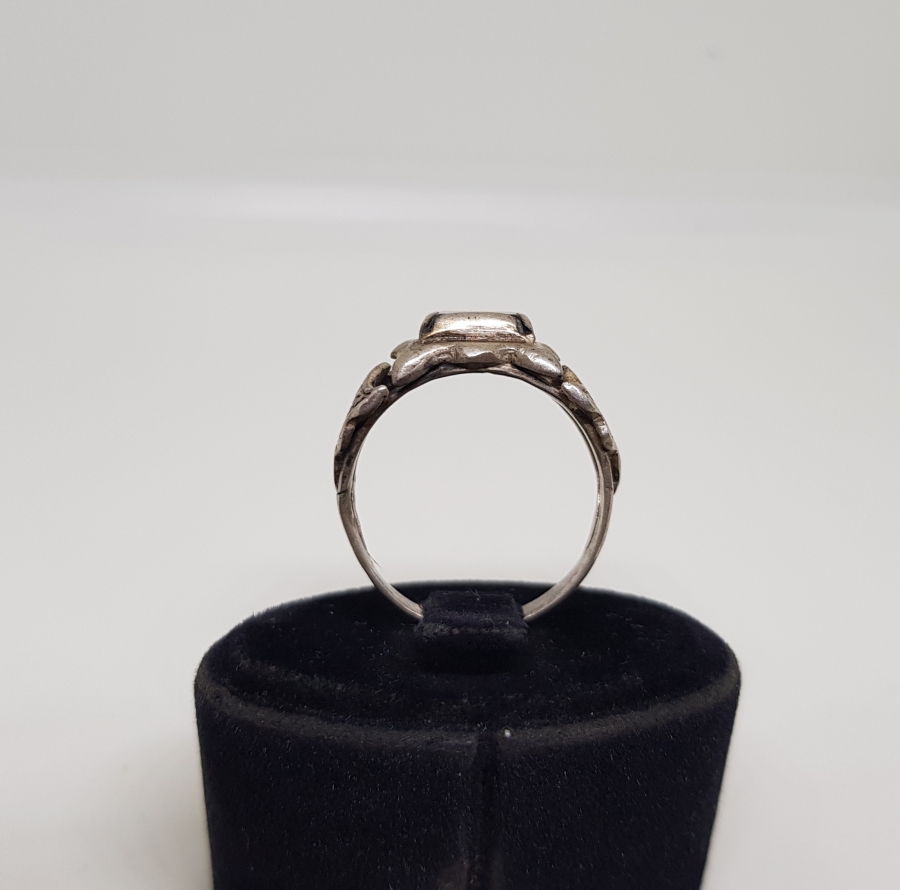 KABARTMA İŞÇİLİKLİ ANTİKA GÜMÜŞ YÜZÜK